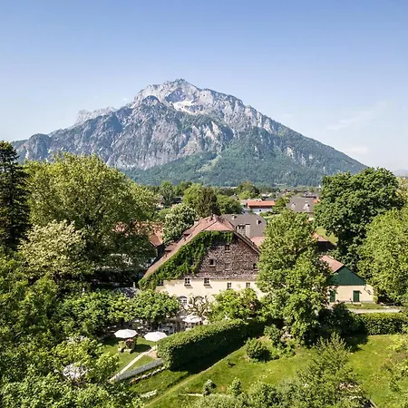 Der Schlosswirt Zu - Biedermeierhotel Und Restaurant Hotel 4*