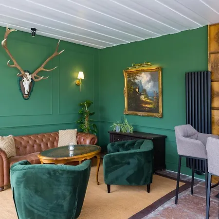Hotel Der Schlosswirt Zu - Biedermeierhotel Und Restaurant Anif