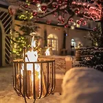 Der Schlosswirt Zu - Biedermeierhotel Und Restaurant Hotell