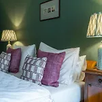 Der Schlosswirt Zu - Biedermeierhotel Und Restaurant Hotell