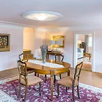 Der Schlosswirt Zu - Biedermeierhotel Und Restaurant Anif