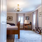 Der Schlosswirt Zu - Biedermeierhotel Und Restaurant Hotell