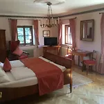 Der Schlosswirt Zu - Biedermeierhotel Und Restaurant Anif