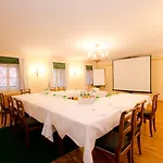 Der Schlosswirt Zu - Biedermeierhotel Und Restaurant