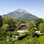 Der Schlosswirt Zu - Biedermeierhotel Und Restaurant 4*