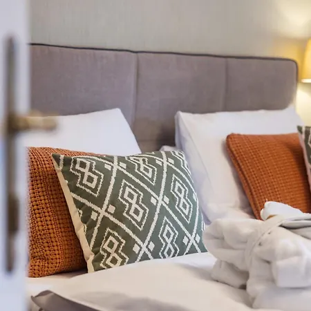 Ξενοδοχείο Der Schlosswirt Zu - Biedermeierhotel Und Restaurant