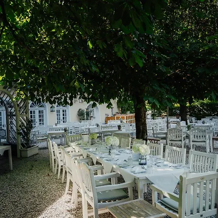 Der Schlosswirt Zu - Biedermeierhotel Und Restaurant