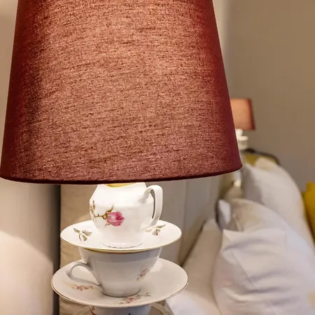 Ξενοδοχείο Der Schlosswirt Zu - Biedermeierhotel Und Restaurant Anif