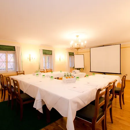 Der Schlosswirt Zu - Biedermeierhotel Und Restaurant