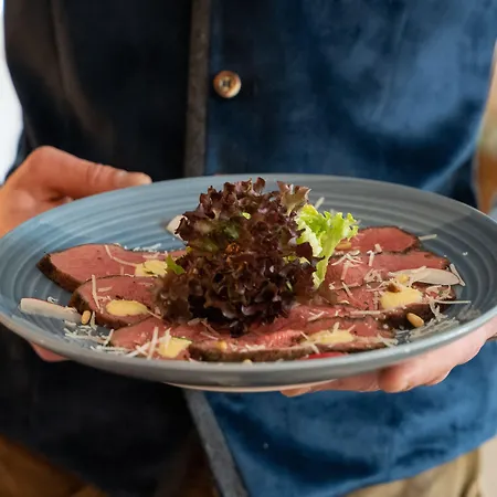 Der Schlosswirt Zu - Biedermeierhotel Und Restaurant 酒店