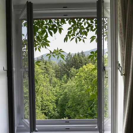 Der Schlosswirt Zu - Biedermeierhotel Und Restaurant Anif